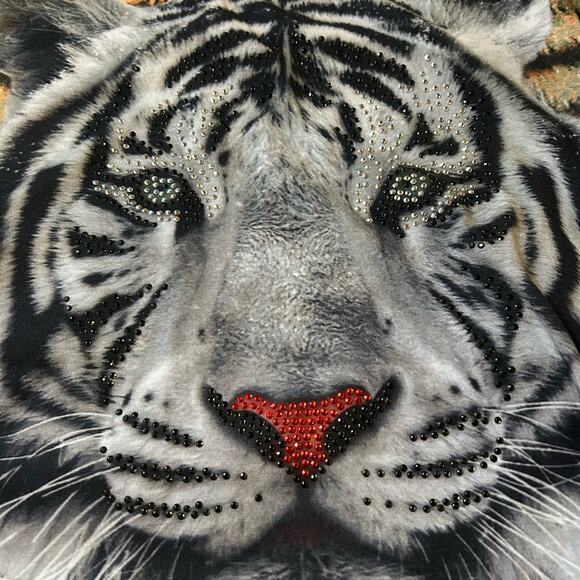 Y2K White Stripe Tiger Tee Womens Small Sequins Lightweight Glam Casual Shirt - Picture 2 of 5